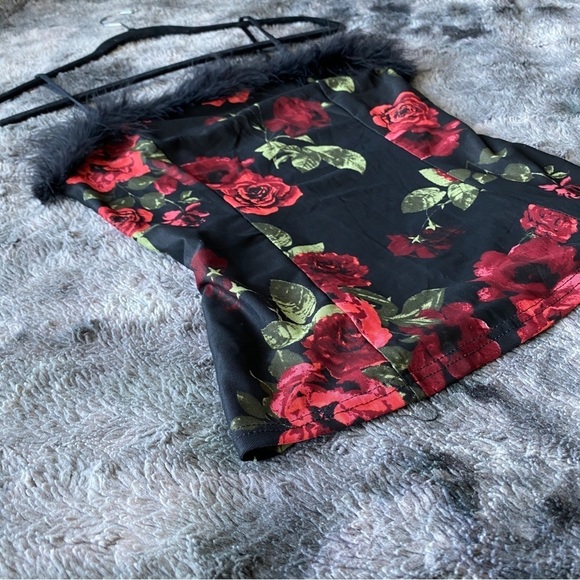 Ember Fallen Rose Marabou Feather Top - Picture 9 of 11